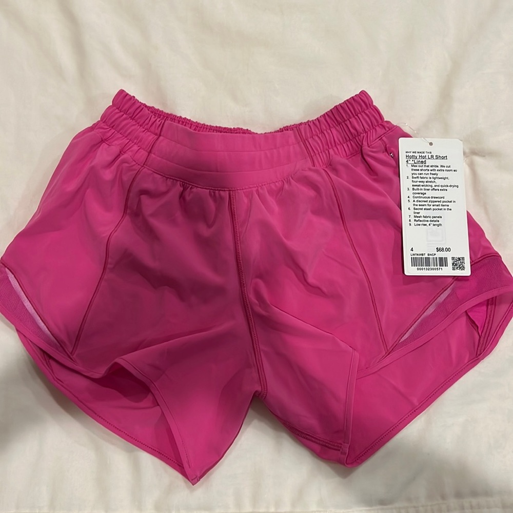 Hotty Hot 4in Short